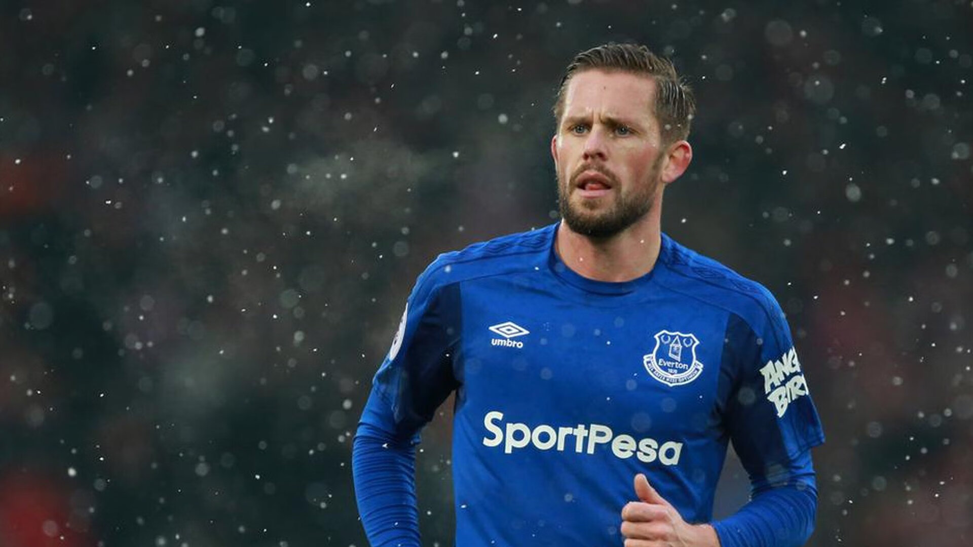 莱斯特城战术调整，期待打破平庸